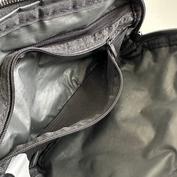 CALIA by Carrie Underwood Black Nylon Adjustable Sling Fanny Pack Waist Bag - Picture 11 of 12